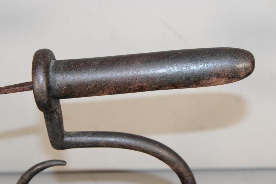 RARE EARLY 18TH C WROUGHT IRON GOFFERING IRON WITH ITS ORIGINAL WOOD ...