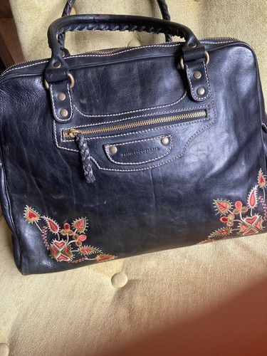 Wunderschöne Tasche in Schwarz mit Stickereien -- Francesco Biasia - Bild 8 von 10