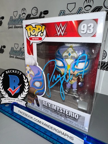 REY MYSTERIO WWE WRESTLING #93 SIGNED AUTOGRAPHED FUNKO POP-BAS COA BECKETT