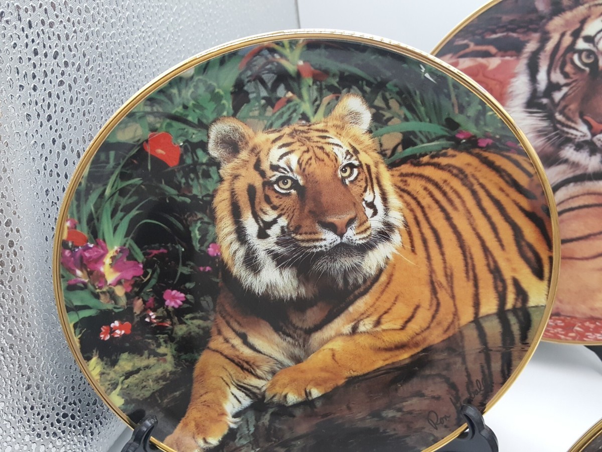 B*n様 FRANKLIN TAILORED Tiger Souvenir Ja Lot - A Franklin Mint Porcelain Tiger Figure