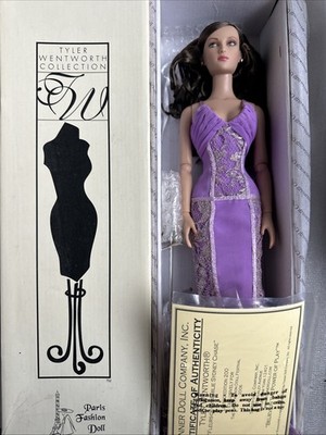 Tonner TYLER 2006 PARIS FASHION DOLL FESTIVAL FLEURS-DE-LYS EMILIE
