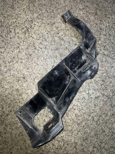 BMW 5 Touring E39 Rechte Scheinwerferhalter 15372400 2.00 Diesel 100kw 33761542