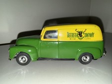 Ertl 1950 Chevrolet Panel Truck John Deere Company Delivery Coin Bank 1/25