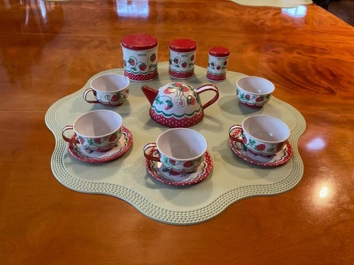 Vintage 1950s Wolverine  Strawberry Toy Tin Canister and Tea Set