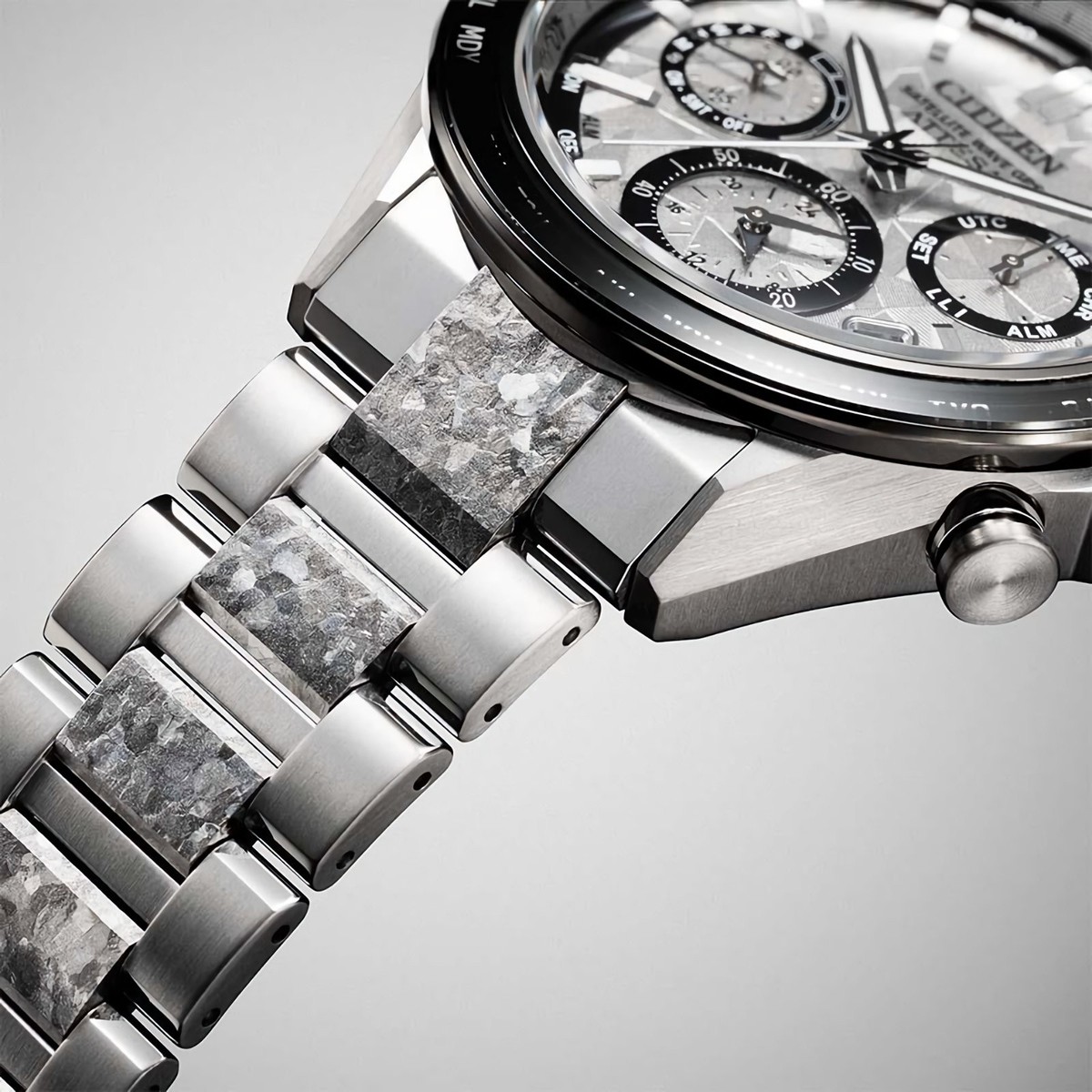 CITIZEN ATTESA Platinum Shine CC4076-65A Chronograph Titanium