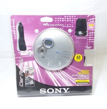 Sony CD Walkman - Portable Compact Disk Player - Silver D-EJ756CK/SM