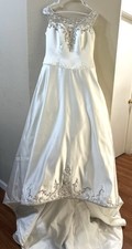 Jasmine Ivory French Satin Ball Gown Wedding Dress Size 16 Embroidery With Veil