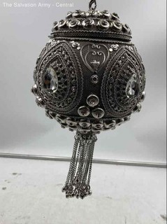 Womens Silver Handcrafted Art Deco Crystal Ball Shaped Evening Bag