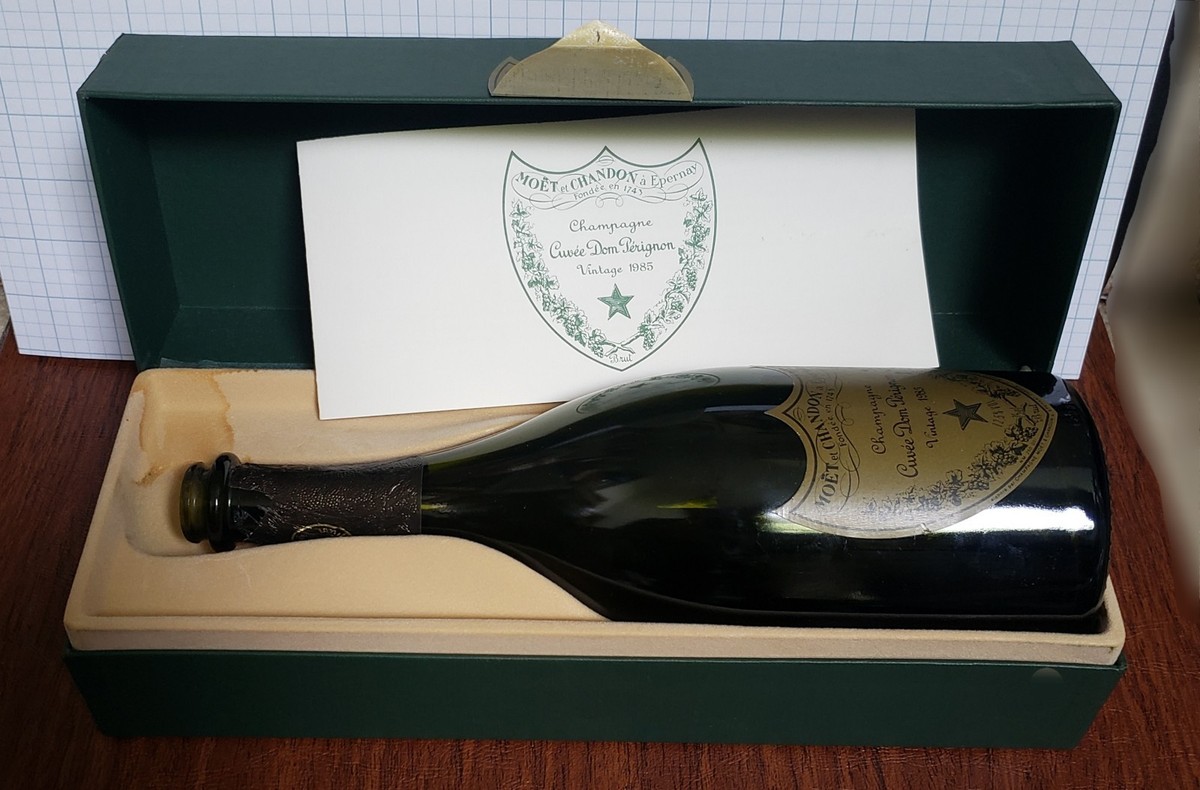 Dom Perignon Vintage 1985 Empty Champagne Bottle w/ Original Box