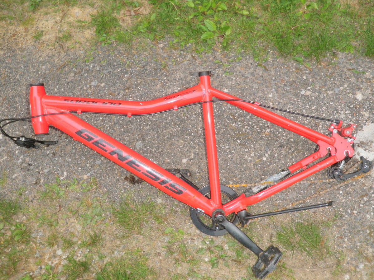 Genesis 92666 26 inch Saracino Mountain Bike Red for sale online