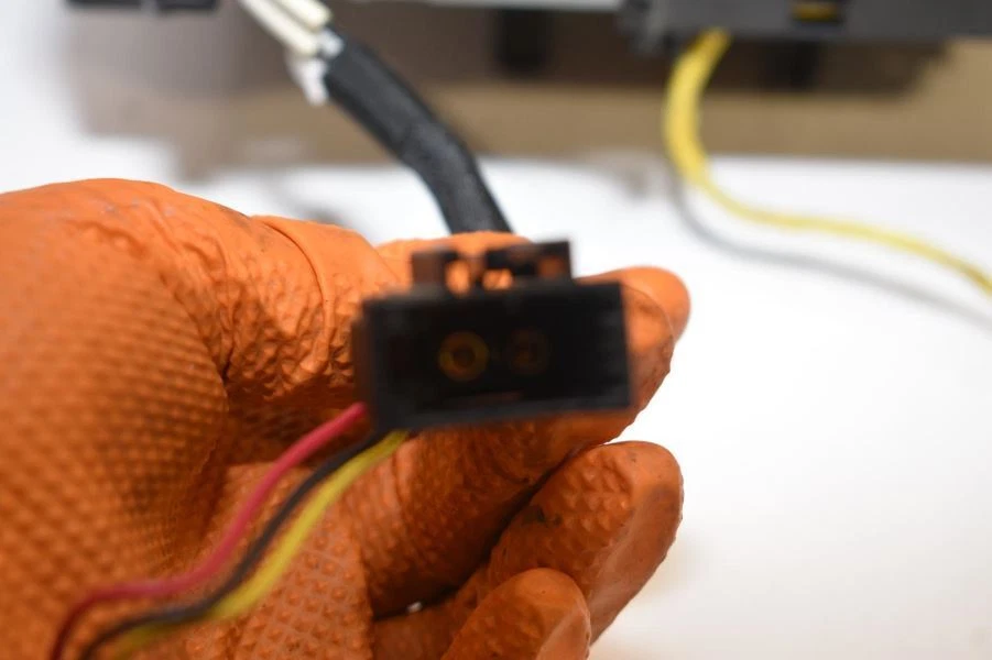 MERCEDES BENZ CLS550 W219 2007-2011 REPOSACABEZAS VENTANA Y ASIENTOS CONTROLES DE TEMPERATURA Foto 4 de 4