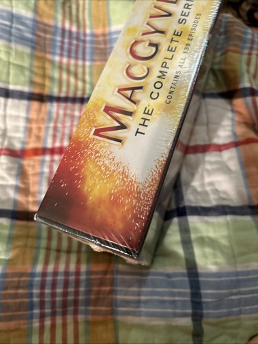 DVD MacGyver Complete Series 139 Episodes Box Set Richard Dean Anderson *READ* - Picture 9 of 14