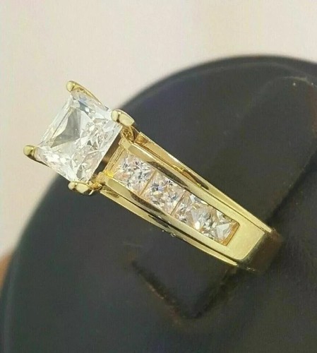 3Ct Princess Cut Lab Created Women's Diamond Wedding Ring 14k Yellow Gold Plated - Picture 2 of 3