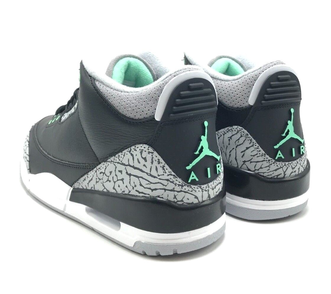 Air Jordan 3 10.5 US ブラック/グリーン Air Jordan 3 Retro Black/Green Glow-Wolf Grey CT8532-031