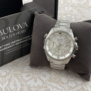 Bulova Marine Star 96B255 Cadran blanc Chronographe inoxydable Montre Quartz pour homme