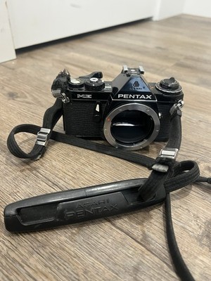 PENTAX ME 35mm SLR FILM CAMERA BODY Only Black | eBay