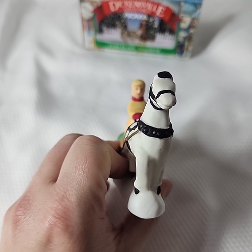 Vintage 1990 Noma Dickensville Collectable Porcelain Figurine Sleigh 6118 - Picture 5 of 7