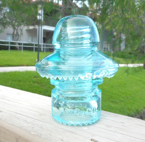 GREAT ICE AQUA CD 196 H.G.CO GLASS INSULATOR