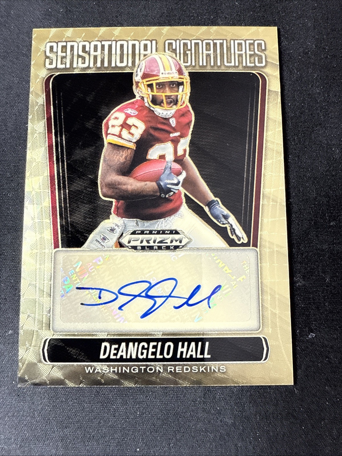 2025 Panini Prizm Black FOTL - DeAngelo Hall - Gold Vinyl Auto 3/5 Redskins