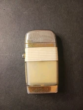 1960 's    SCRIPTO DICE VU-LIGHTER Vintage Lighter - Not Sure If It Works