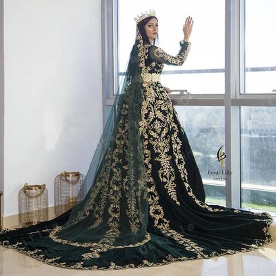 Middle East Arabic Dubai Muslim Wedding Dresses with Long Sleeve Green Gold  Lace