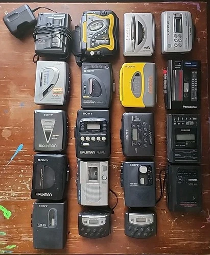 New ListingLARGE Lot 19 Vintage Vtg Sony Cassette Recorders WALKMANS Aiwa Panasonic
