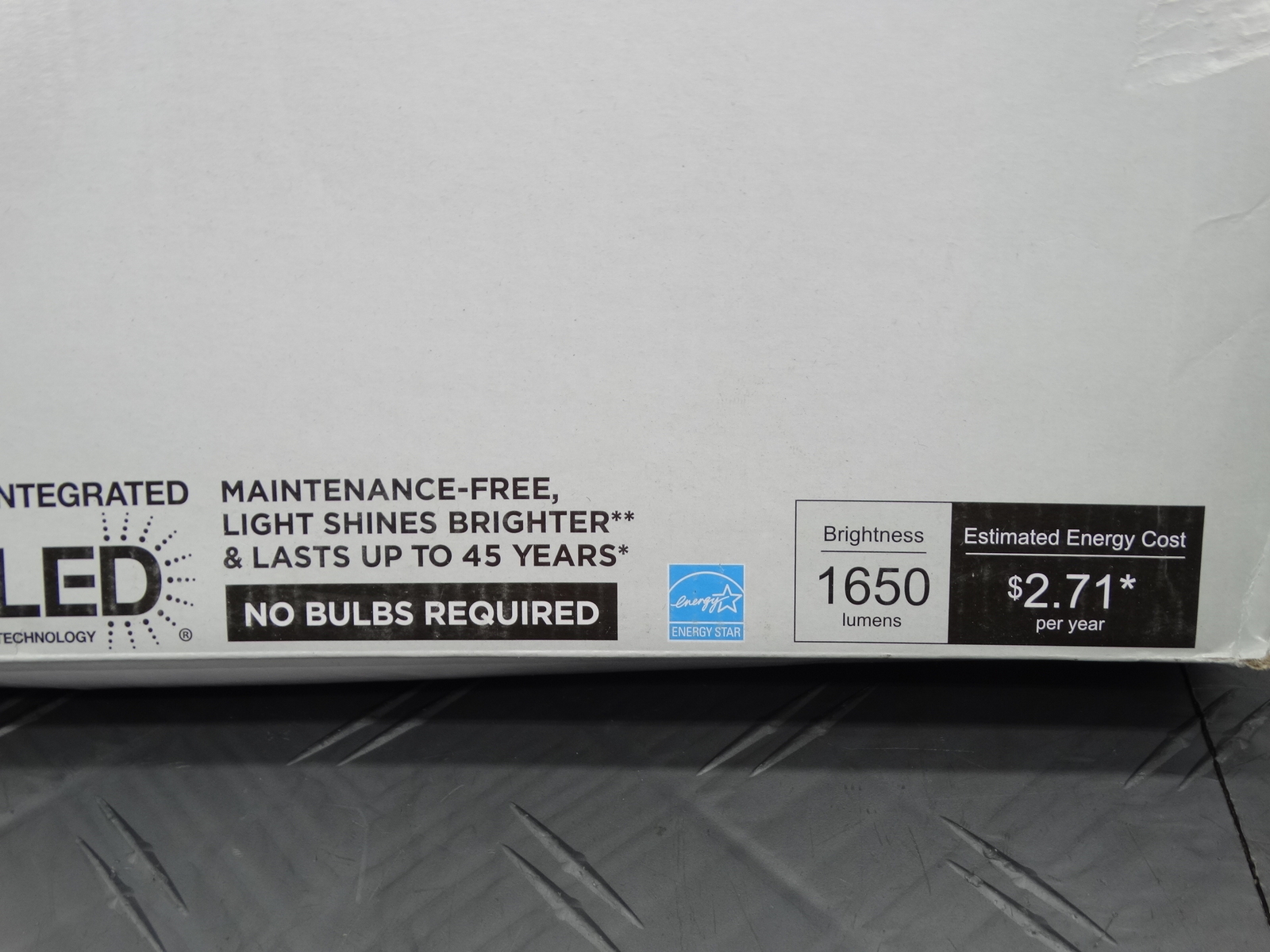 Commercial Electric 15in White LED Round Flush Mount Ceiling Color