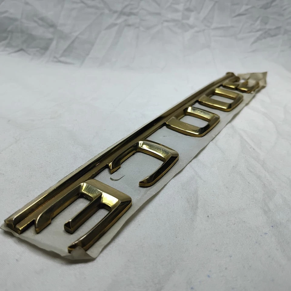 Placa de identificación emblema tapa maletero MERCEDES Mercedes-Benz OEM 300ce 1248172615 Foto 2 de 4