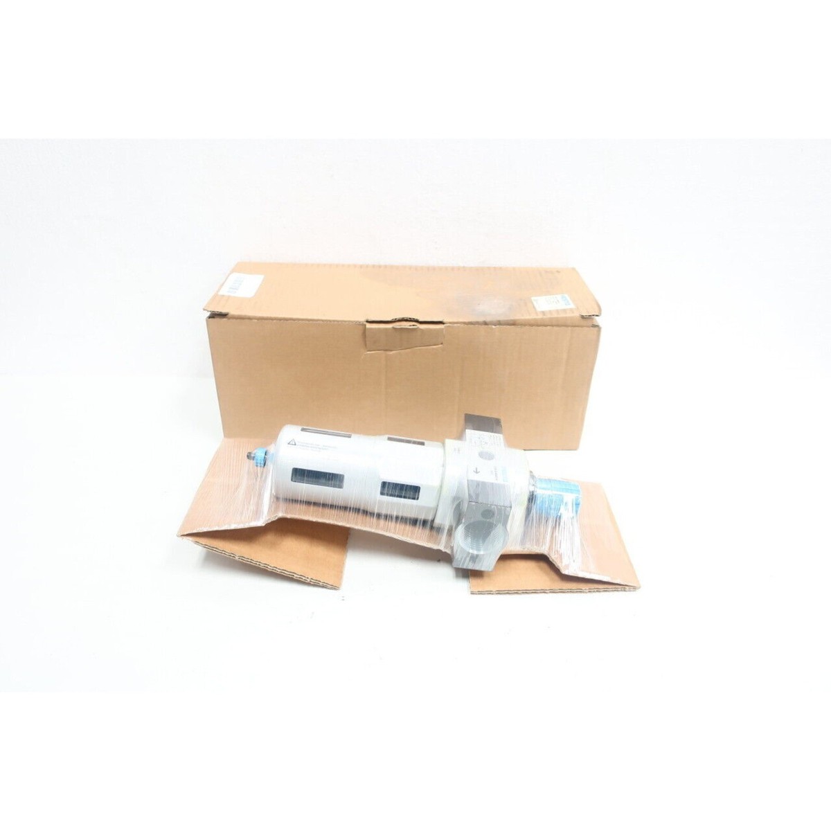 NEW Festo 159637 LFR-1-D-MAXI-A Pneumatic Filter-regulator 1in Npt