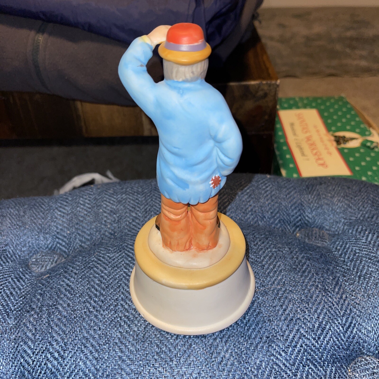 Vintage Flambro "Emmett Kelly Jr. Searching Clown" Music Box Figurine