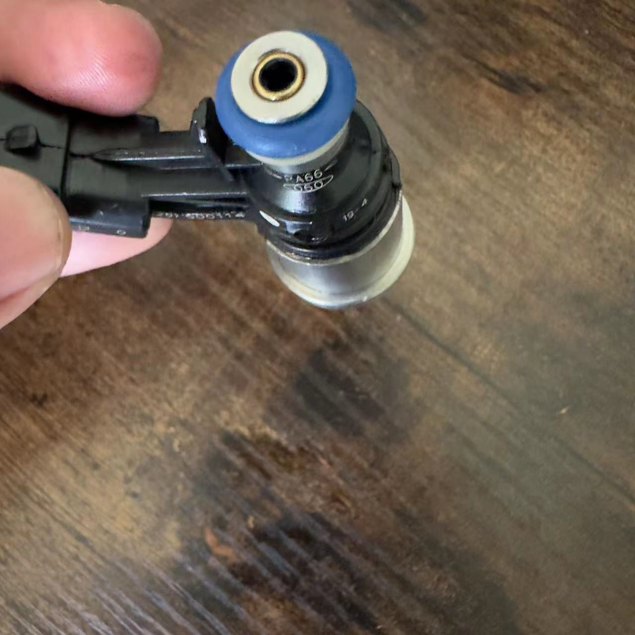 6PCS OEM NEW FUEL INJECTORS 12638530 CAMARO TRAVERSE GMC ACADIA CTS STS