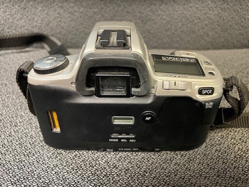 Obiettivo fotocamera Minolta XTSI Maxxum 35 mm AF Zoon usato usato usato - Foto 4 di 7