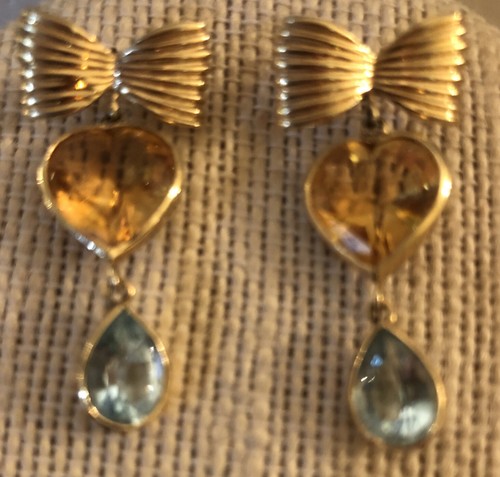 14kt yellow gold Bow Real Citrine heart & pear shaped blue topaz dangle earrings - Picture 5 of 10