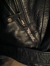 XPERT PERFORMANCE GEAR SIZE M LEATHER JACKET 