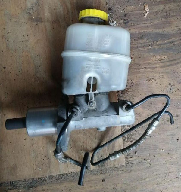 0207 JEEP LIBERTY Brake Fluid Reservoir Master Cylinder NICE! OEM