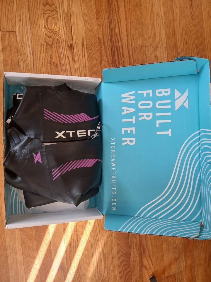 Fato de mergulho Xterra Triathlon feminino pequeno-médio Vector Pro completo pouco usado - Imagem 2 de 4