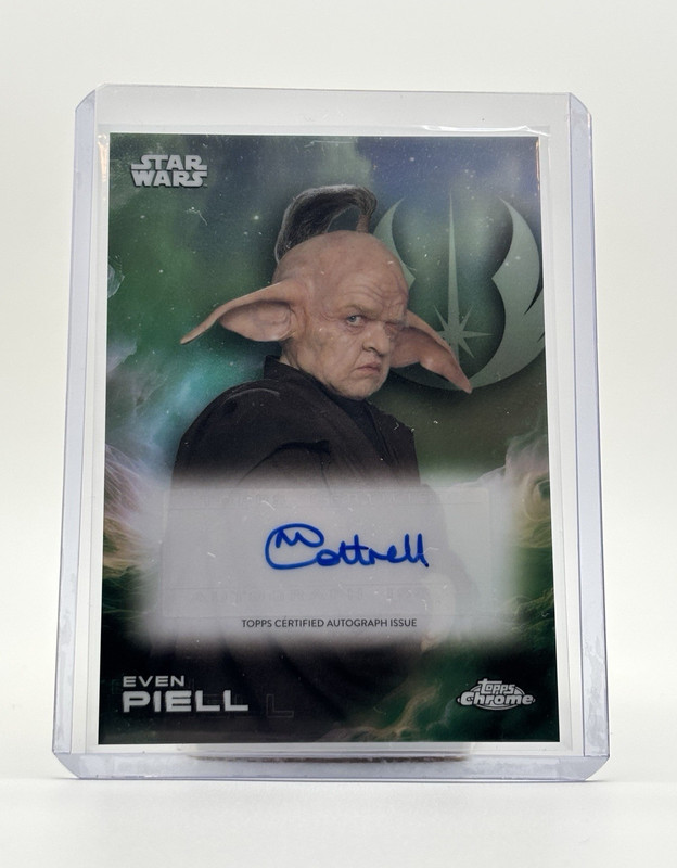 2025 Topps Chrome Star Wars Even Piell as Michaela Cottrell Autograph A-MC