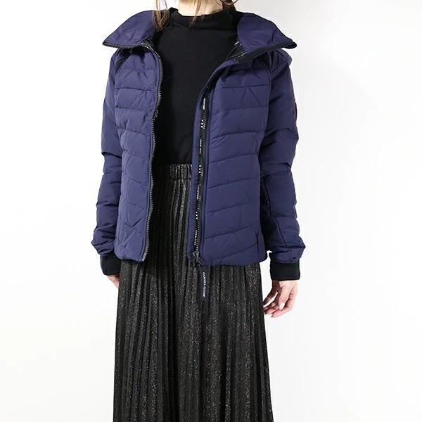 CANADA GOOSE  DOWN JACKET used from JPN