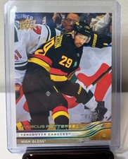 Upper Deck Series 2 Hockey 2025-26 Marcus Pettersson High Gloss #428 Canucks /10