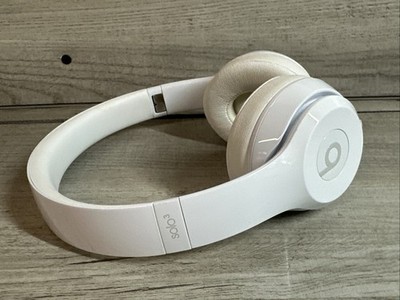 Beats by Dr. Dre Beats Solo3 Wireless On-Ear Headphones - Gloss White A1796
