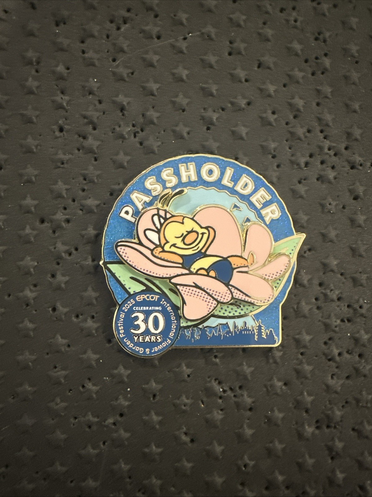 2025 EPCOT Disney Parks Flower & Garden Spike The Bee 30th AP LE 4000 Pin