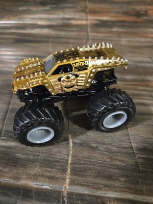 Max-D Monster Jam Monster Truck 1:64