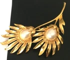 Vintage Brooch Pin SIGNED TRIFARI Faux Pearl Flower Gold Tone Jewelry lot x