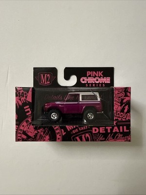 M2 Machines Pink Chrome Series 1976 Ford Bronco Diecast 1:64 Pink White