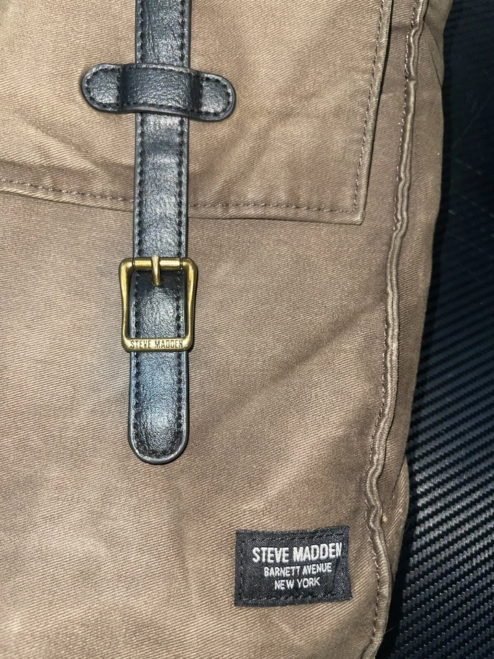 "Bolso bandolera Steve Madden Messenger para portátil de lona marrón de 15""" Foto 3 de 4