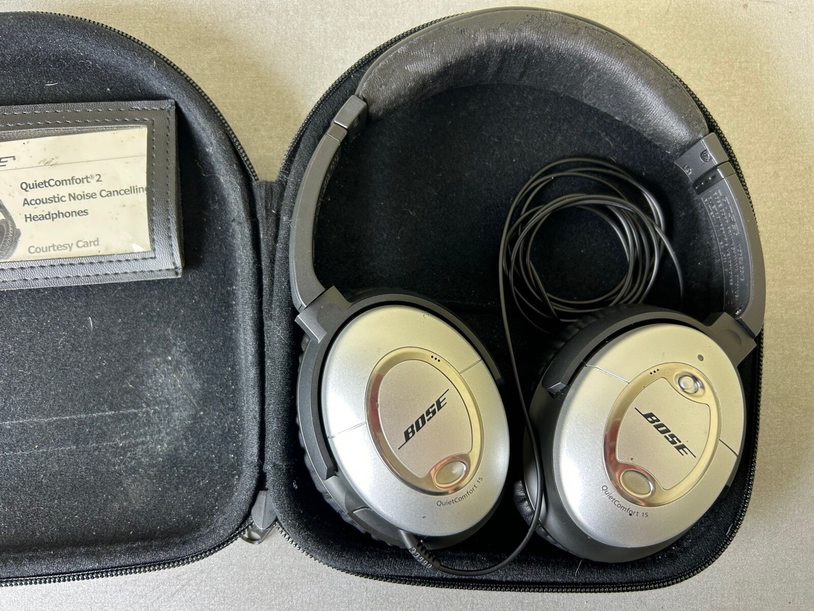 Bose QuietComfort 15 Noise Cancelling Headphones + carrying case TESTED-image