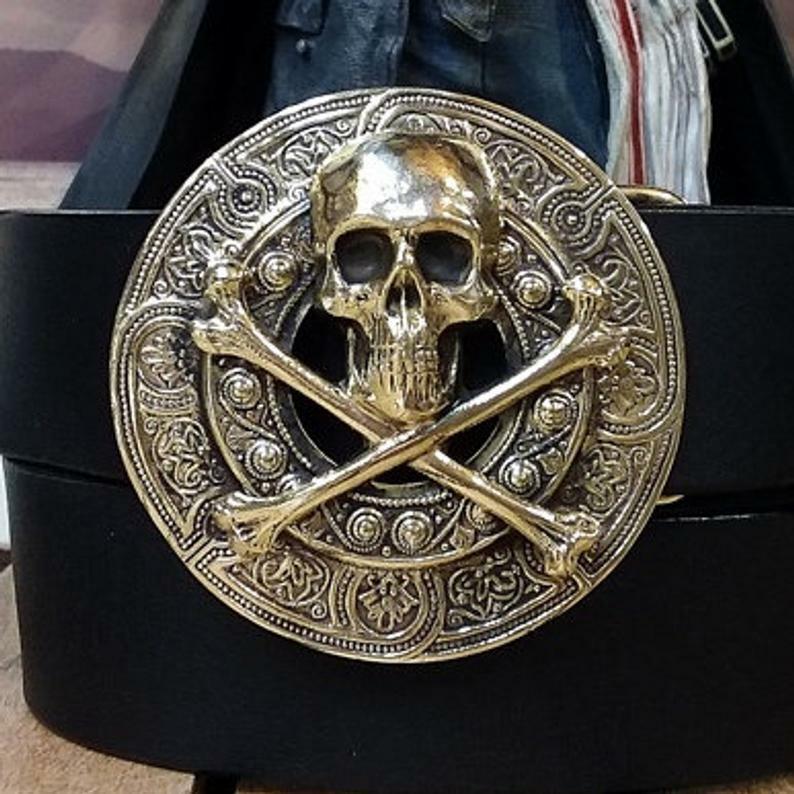 Men's Biker Style Skull and Crossbones Design In 925 Solid Men's Biker Style Skull and Crossbones Design In 925 Solid