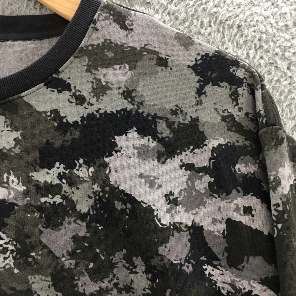 Xersion Cropped Camo Pullover Sweatshirt Womens XL Gray Cotton Blend Fleece NEW - Image 3 of 4