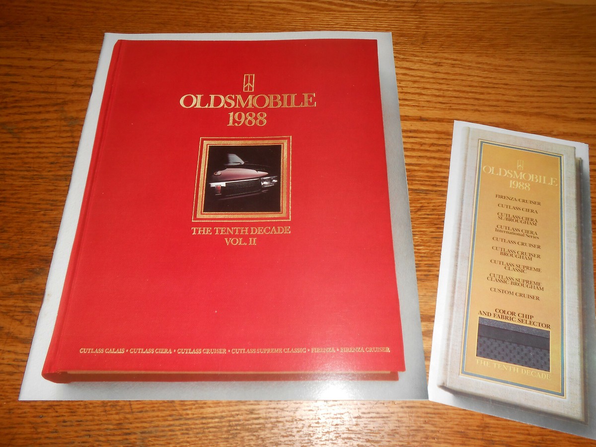 1988 OLDSMOBILE CUTLASS & FIRENZA 52 p BROCHURE + '88 OLDS COLOR