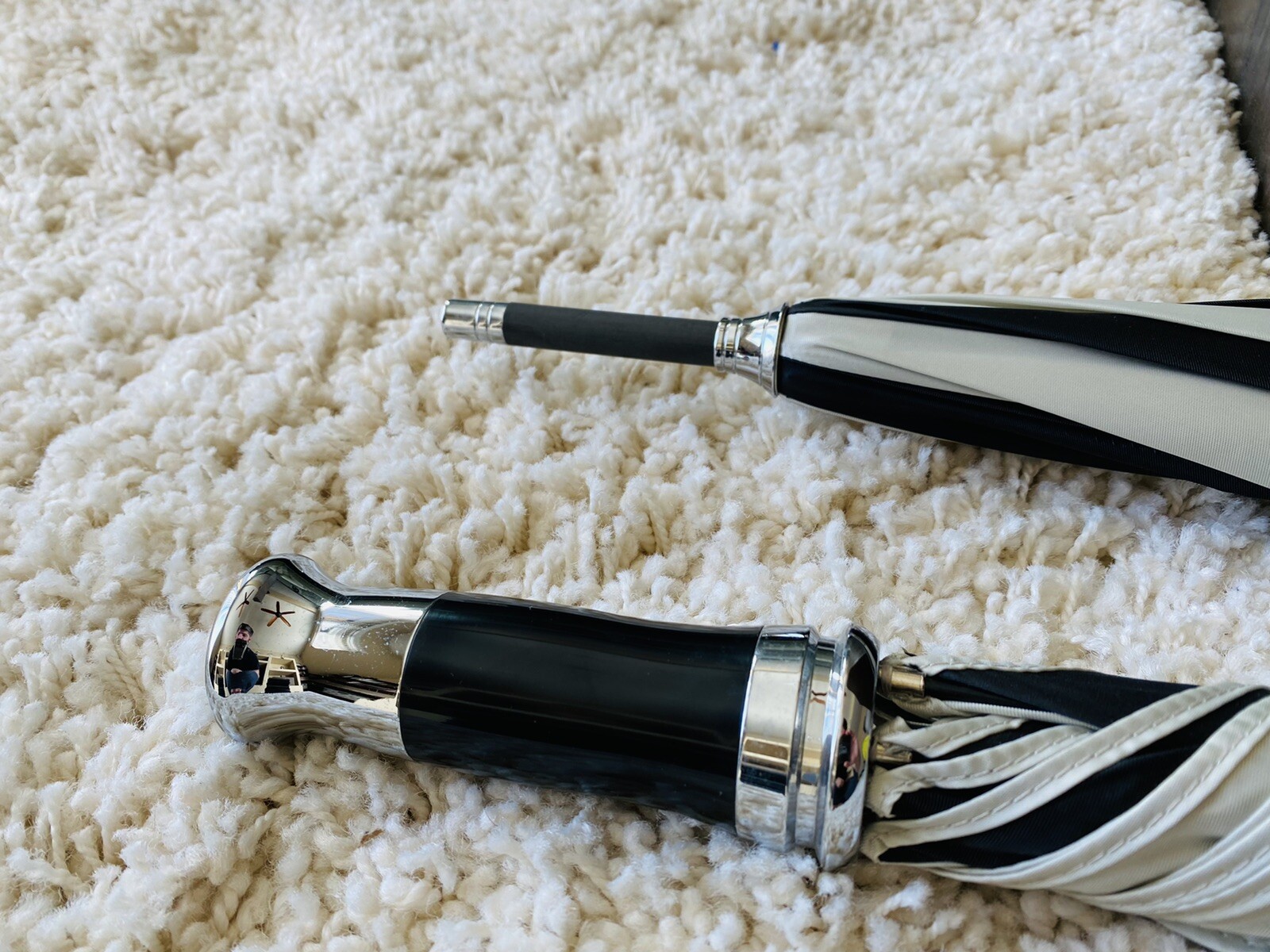 ☂️ 2 ROLLS ROYCE UMBRELLAS GHOST PHANTOM DROPHEAD CULLINAN WRAITH DAWN UMBRELLA